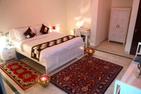 Hotel Dior Near Jal Mahal, Jaipur